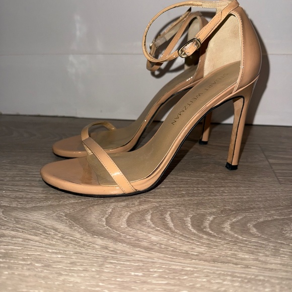 STUART WEITZMAN NUDIST PATENT NUDE HEELS - Picture 6 of 6